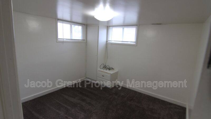 House for rent at 1110 E Lewis St #1 2, Pocatello, ID 83201
