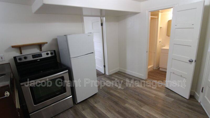 House for rent at 1110 E Lewis St #1 2, Pocatello, ID 83201