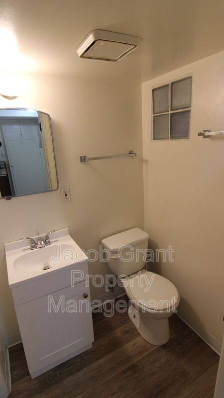 House for rent at 1110 E Lewis St #1 2, Pocatello, ID 83201