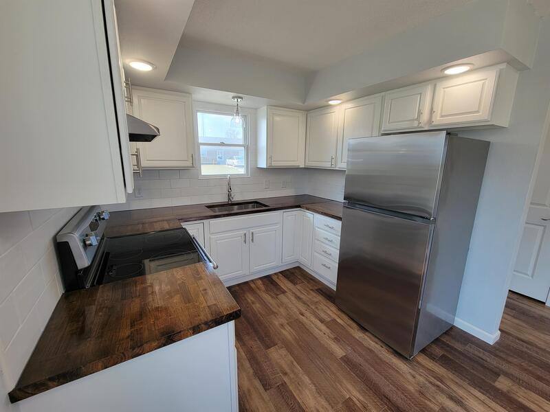 Apartment for rent at 2256 Fairfax Dr, Pella, IA 50219