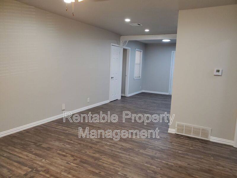 House for rent at 8012 Chaparral Dr, Fort Worth, TX 76108