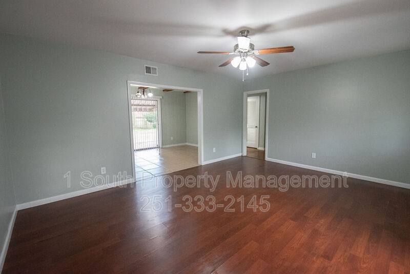 House for rent at 4361 Montclair Circle E, Mobile, AL 36693