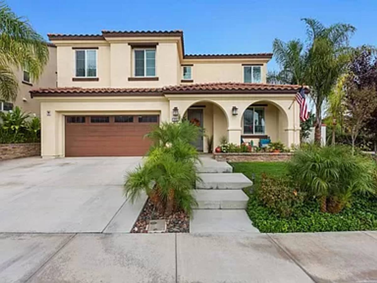House for rent at 4260 Calle Del Vista, Oceanside, CA 92057