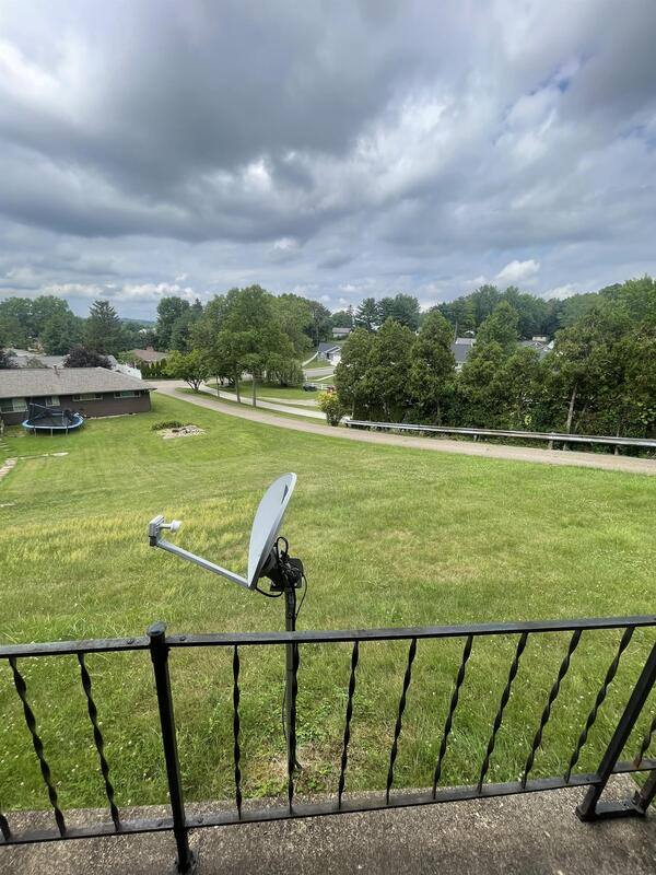 Apartment for rent at 1221 E 2nd St #2, Dover, OH 44622