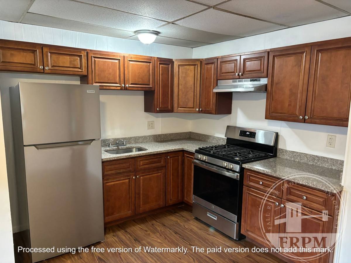 Apartment for rent at 75 Crapo St, New Bedford, MA 02740