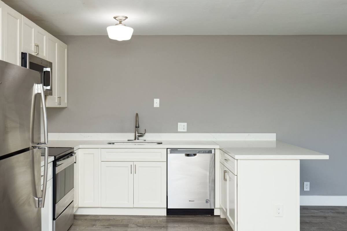 Apartment for rent at 355 Estabrook St, San Leandro, CA 94577