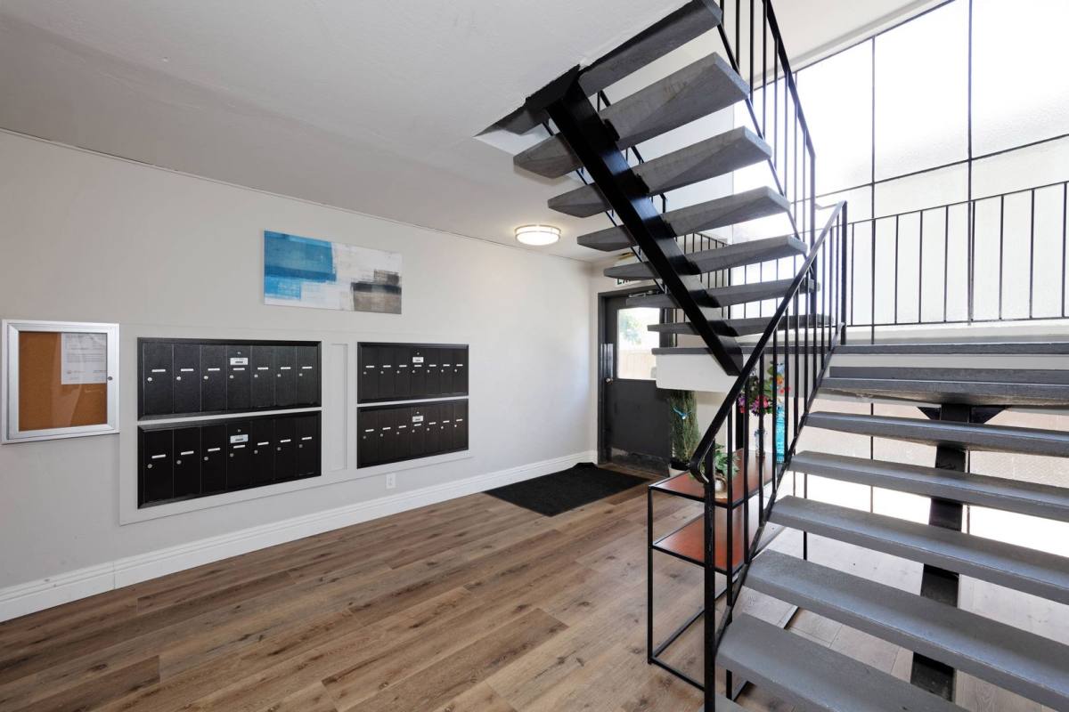 Apartment for rent at 355 Estabrook St, San Leandro, CA 94577