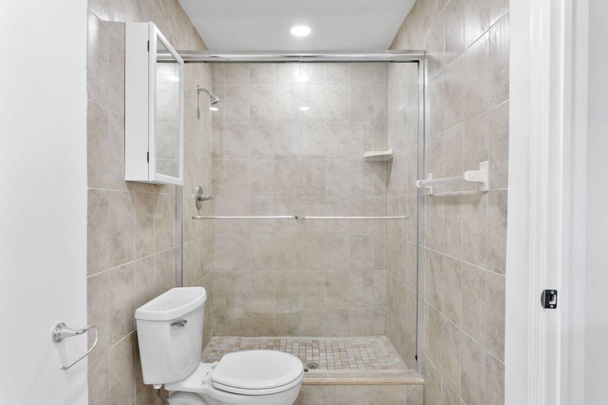 House for rent at 105 NW 7th Court, Deerfield Beach, FL 33441