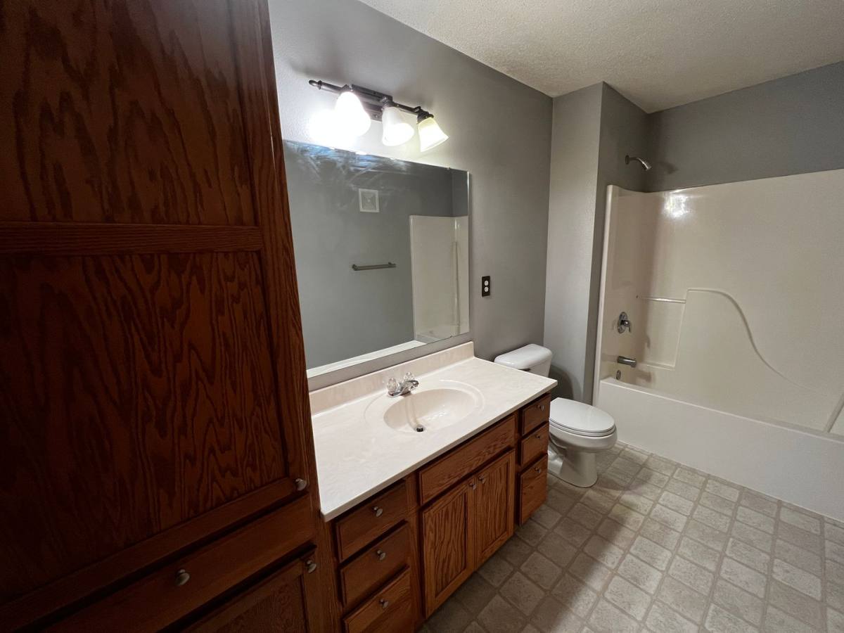 Condo for rent at 920 W Cherry St, North Liberty, IA 52317