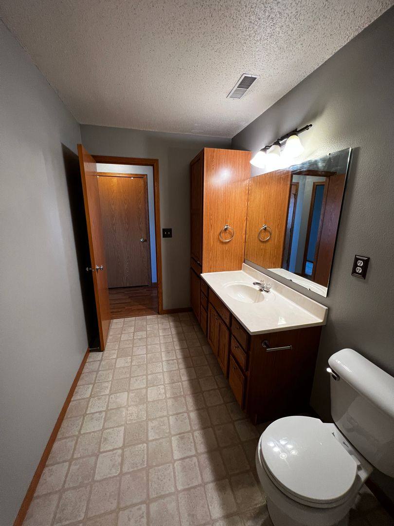 Condo for rent at 920 W Cherry St, North Liberty, IA 52317