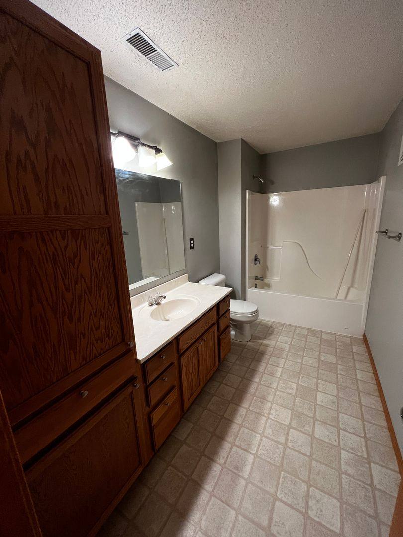 Condo for rent at 920 W Cherry St, North Liberty, IA 52317