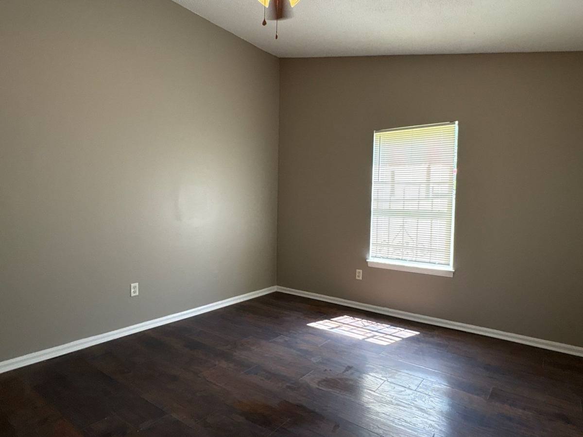 House for rent at 3509 Arnold Rd, Memphis, TN 38118