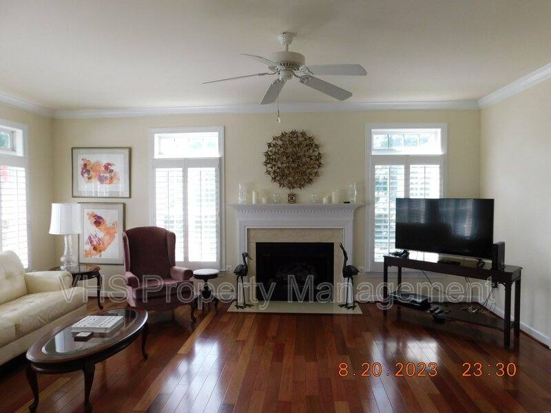 House for rent at 2055 Freeman Dr, Amissville, VA 20106