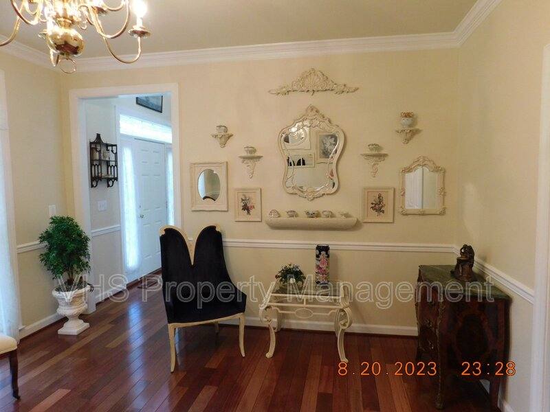 House for rent at 2055 Freeman Dr, Amissville, VA 20106