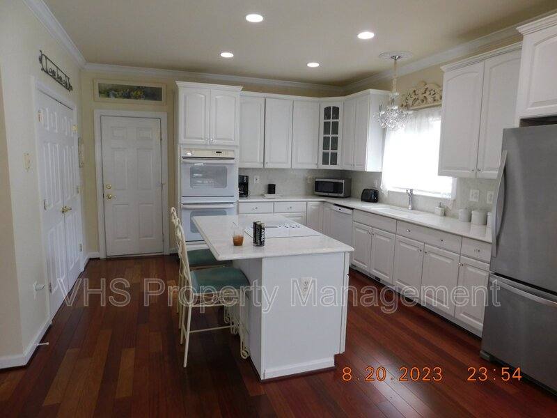 House for rent at 2055 Freeman Dr, Amissville, VA 20106