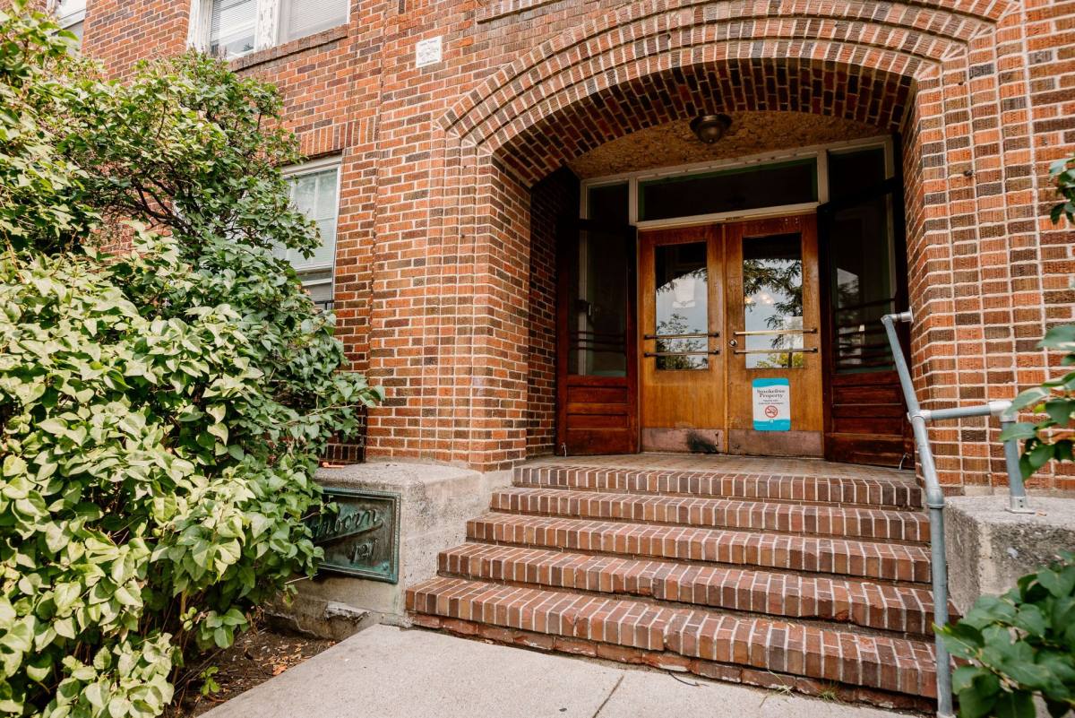 Apartment for rent at 121 5th St N, Great Falls, MT 59401