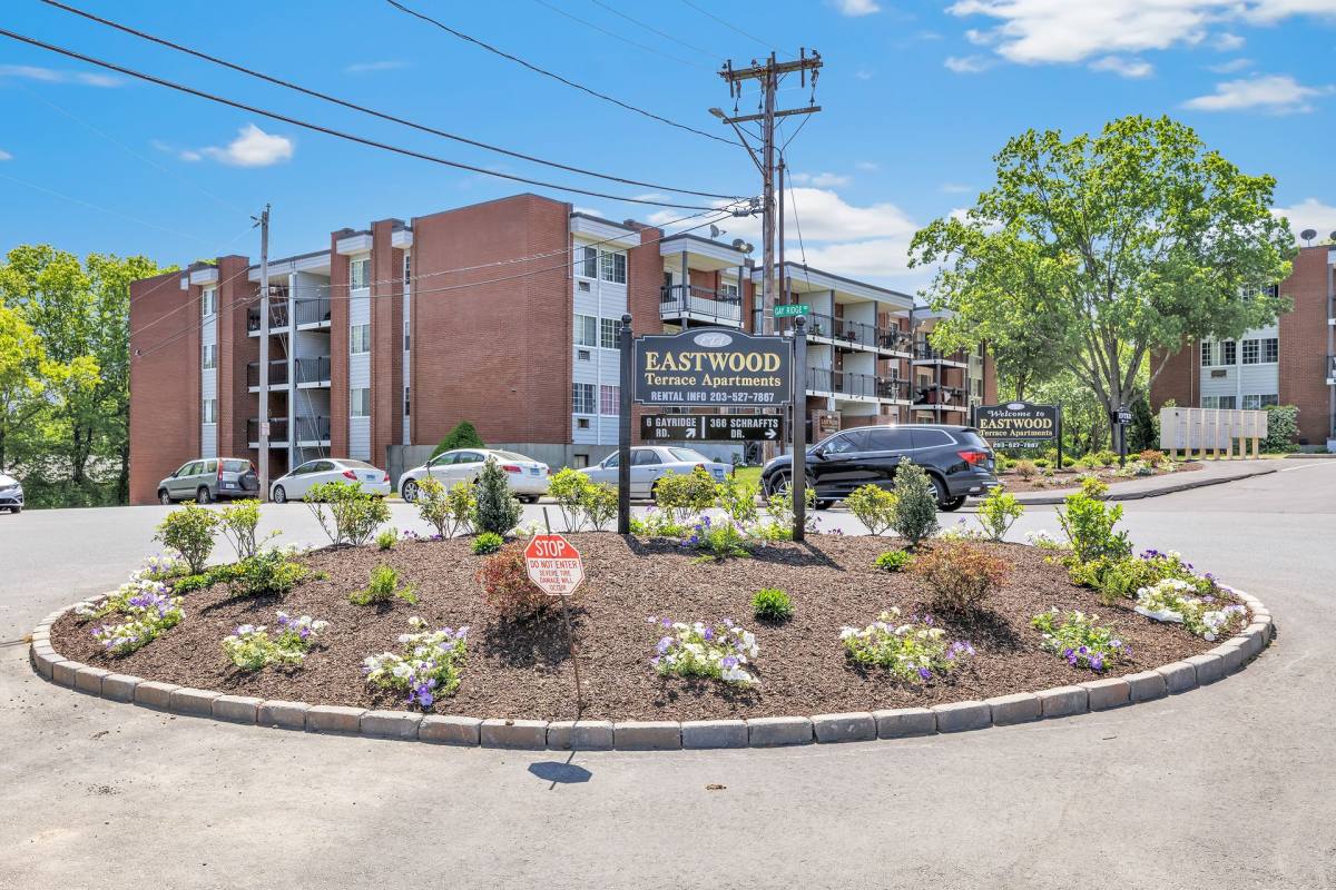 Apartment for rent at 366 Schraffts Dr, Waterbury, CT 06705