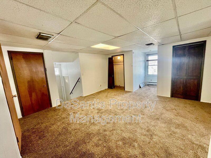 Apartment for rent at 514 E Chestnut #3, Washington, PA 15301