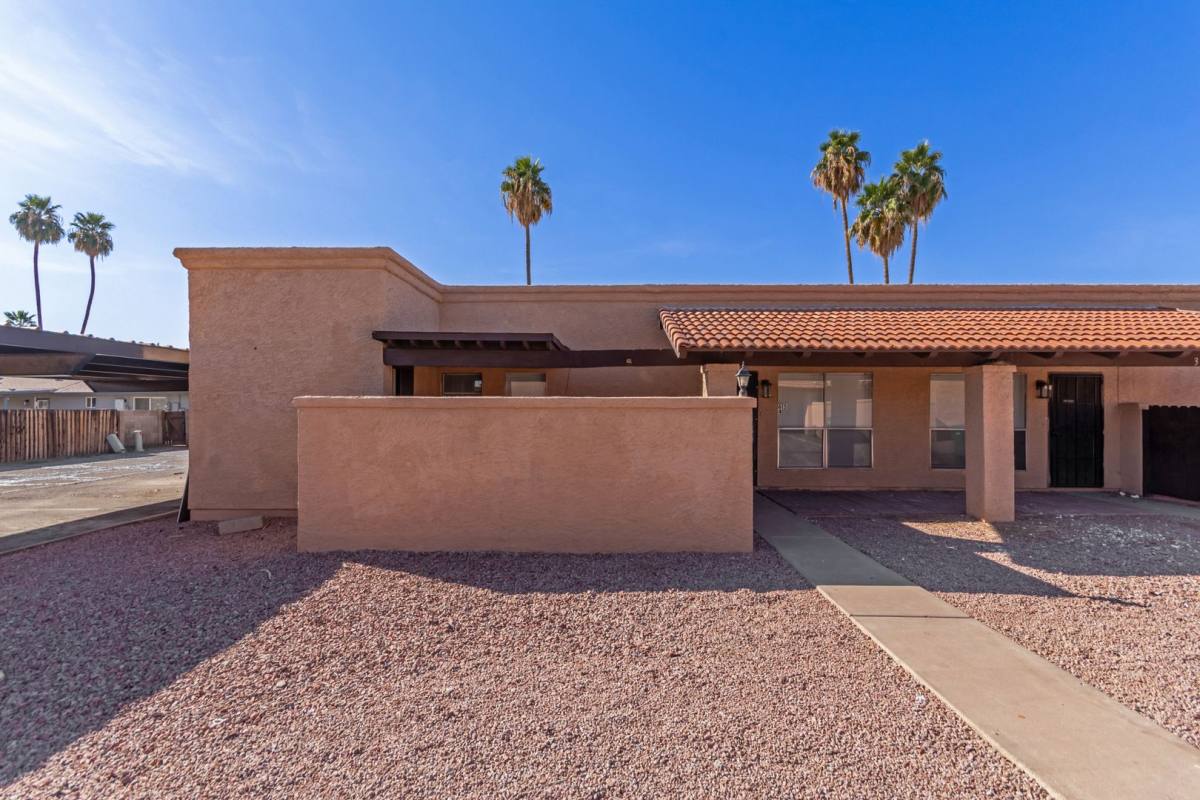 Apartment for rent at 615 N Arrowhead Dr, Chandler, AZ 85224