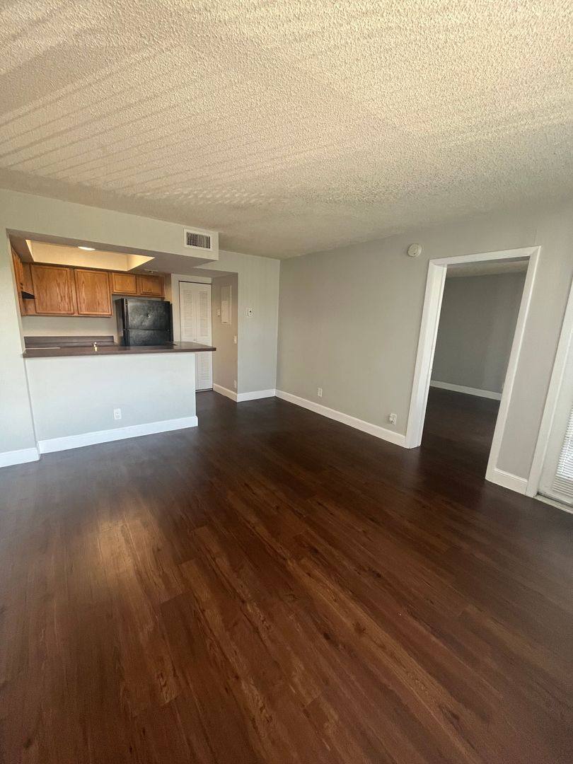 Apartment for rent at 728 Executive Center Dr, West Palm Beach, FL 33401