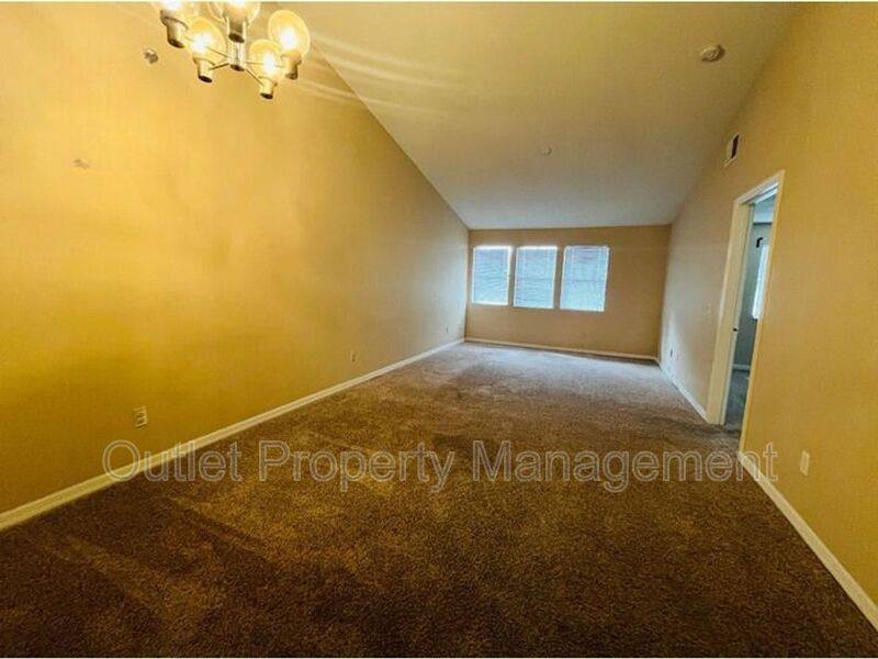 Condo for rent at 2282 Grenwich Ave, Orlando, FL 32817