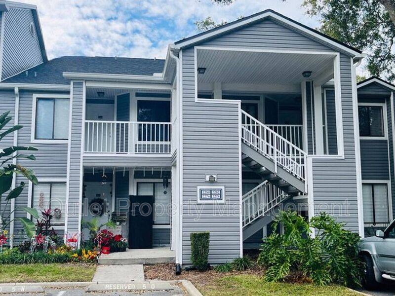 Condo for rent at 2282 Grenwich Ave, Orlando, FL 32817