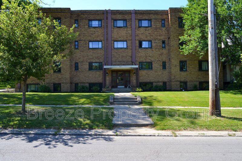 Apartment for rent at 1919 Ottawa Dr #7, Toledo, OH 43606