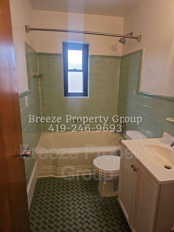 Apartment for rent at 1919 Ottawa Dr #7, Toledo, OH 43606