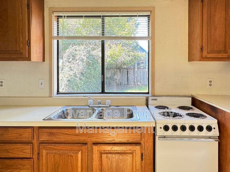 444 NW 17th St #444 1 2, Corvallis, OR 97330 - Apartment for Rent - Image 3