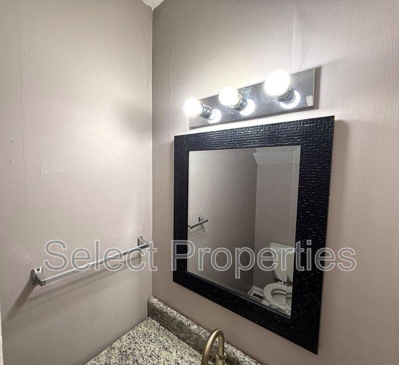 Apartment for rent at 2213 Spence Circle #2, Jonesboro, AR 72401