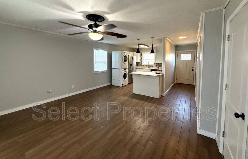 Apartment for rent at 2213 Spence Circle #2, Jonesboro, AR 72401