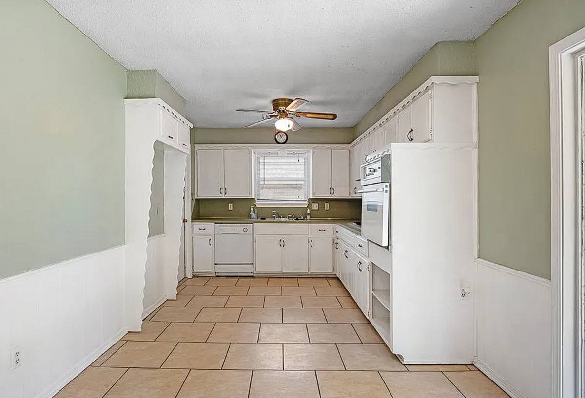 House for rent at 128 Mount Vernon Dr, Norman, OK 73071