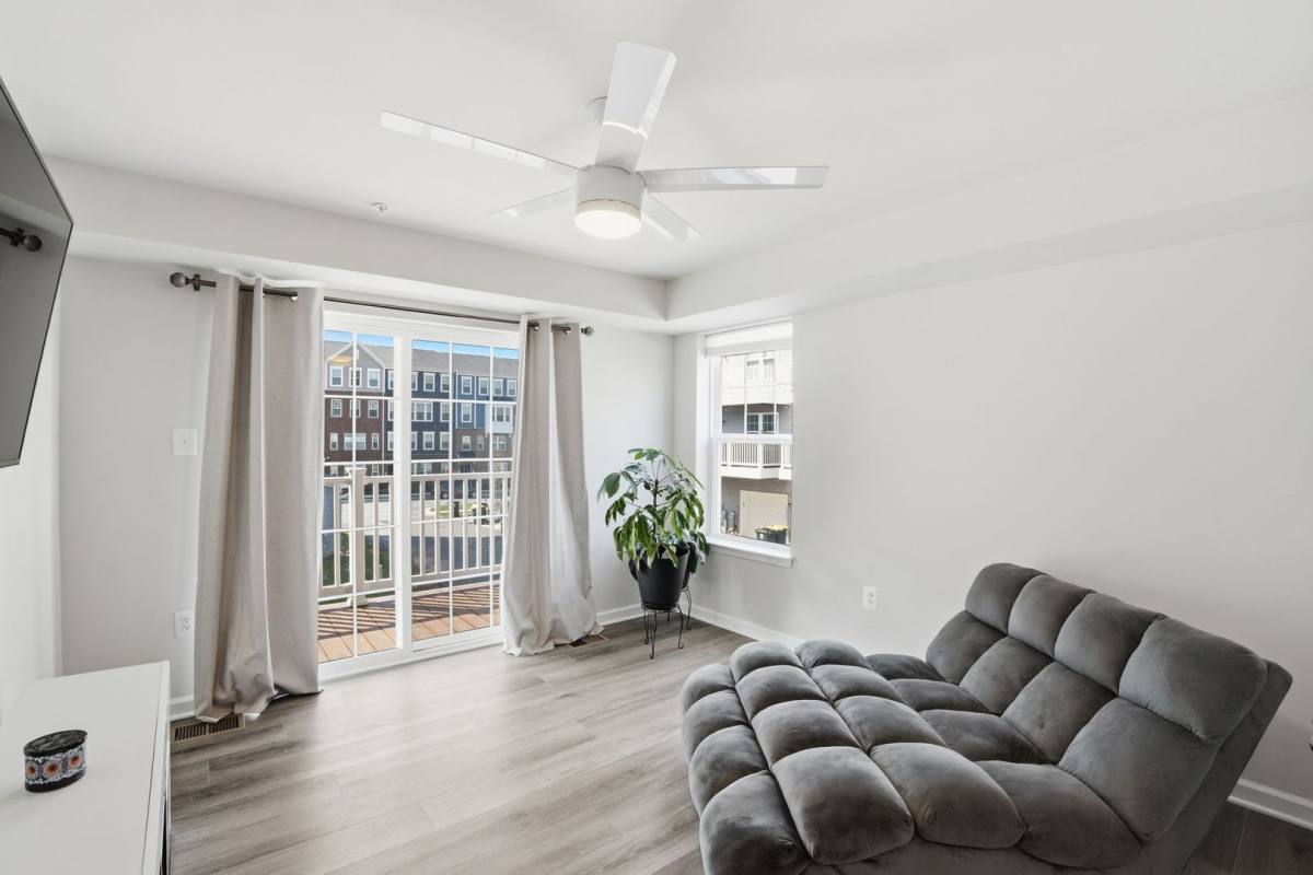 Townhouse for rent at 10501 John Glenn St, Lanham, MD 20706