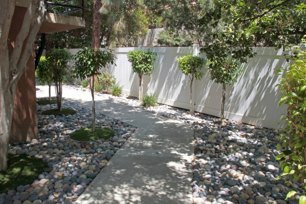 Townhouse for rent at 10216-34 Eton Ave, Chatsworth, CA 91311