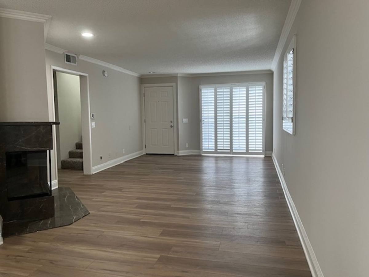 Townhouse for rent at 10216-34 Eton Ave, Chatsworth, CA 91311