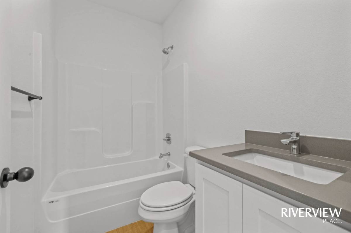Apartment for rent at 1812 Riverview Dr, Elkins, AR 72727