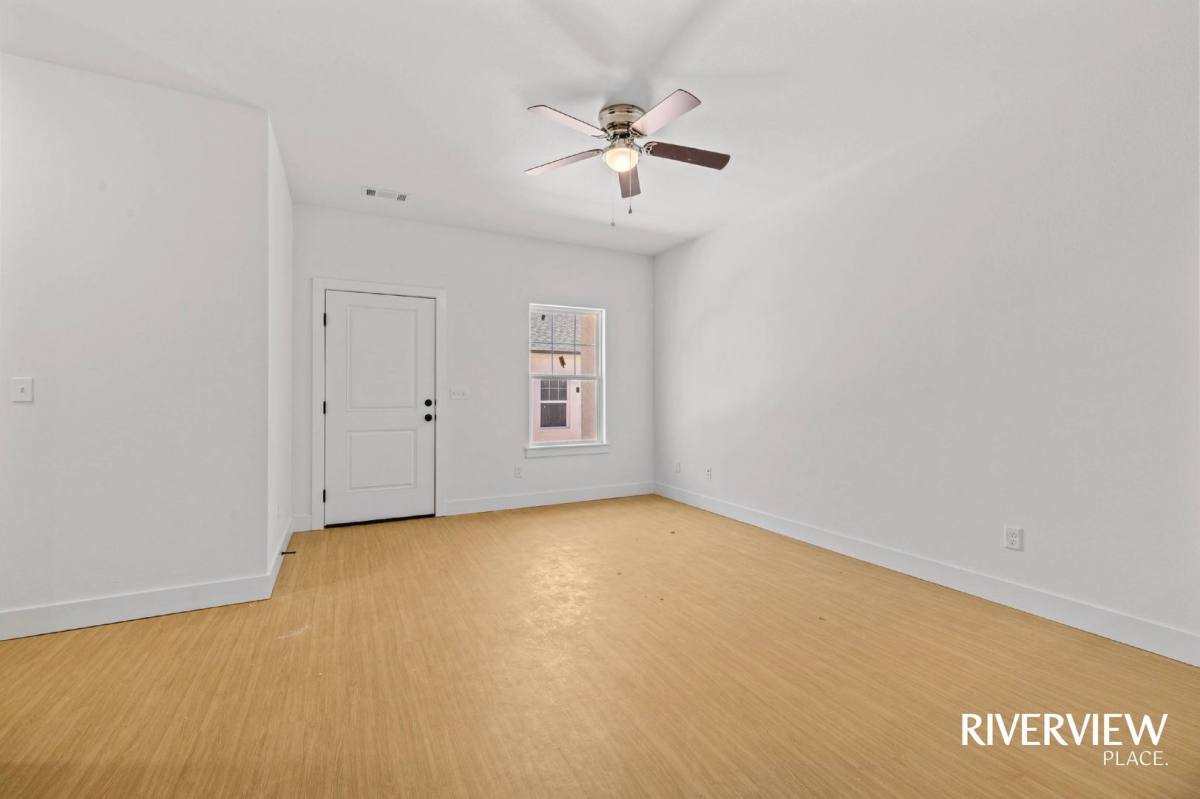 Apartment for rent at 1812 Riverview Dr, Elkins, AR 72727