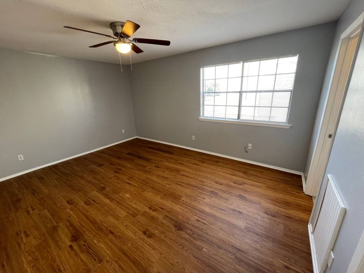 Apartment for rent at 1104 Autumn Circle, College Station, TX 77845