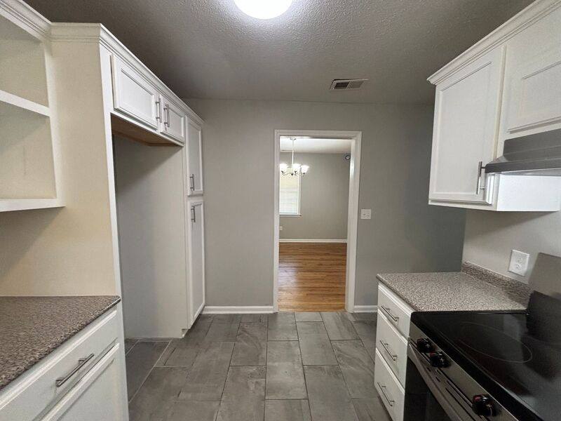 House for rent at 4960 Sherry Dr, Horn Lake, MS 38637