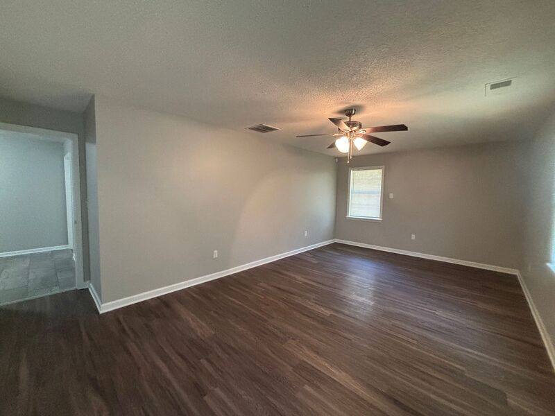 House for rent at 4960 Sherry Dr, Horn Lake, MS 38637