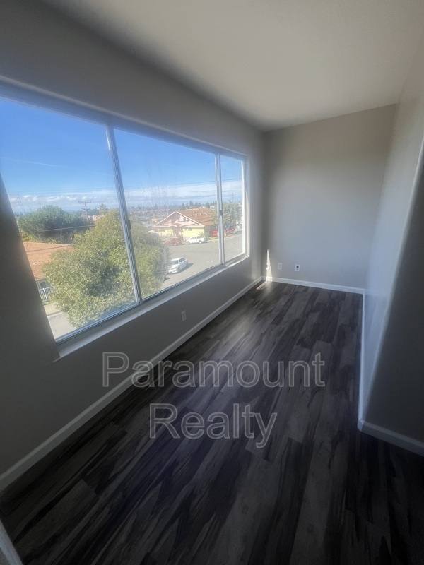 Apartment for rent at 25684 Spring Dr #D, Hayward, CA 94541