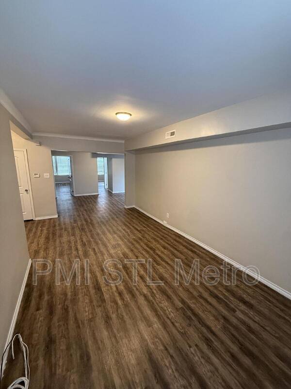 Apartment for rent at 5572 Clemens Ave #1W, Saint Louis, MO 63112