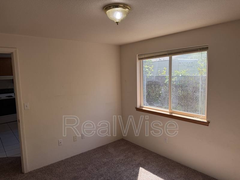 Apartment for rent at 210 3rd St #B, Rogue River, OR 97537