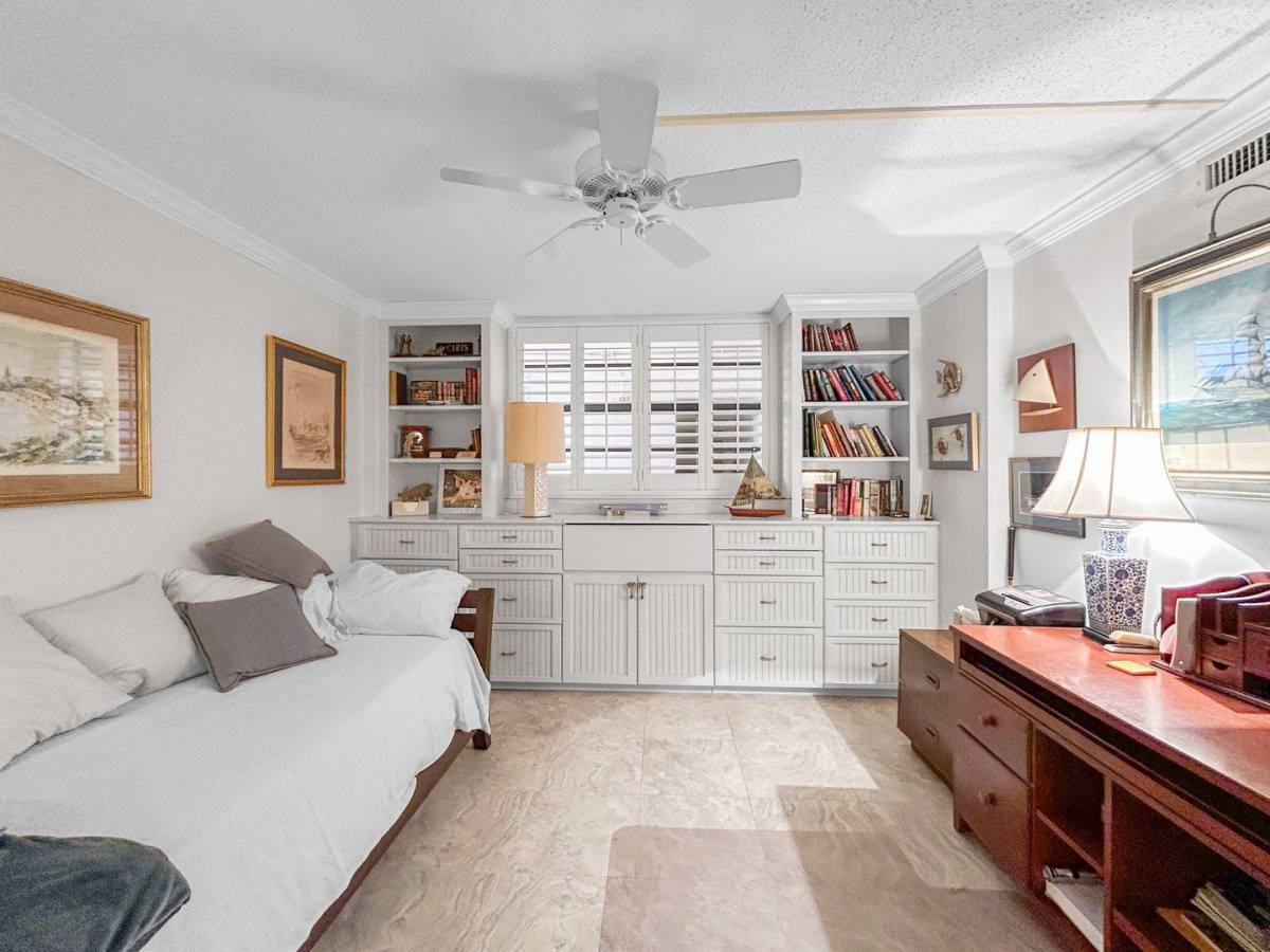 Condo for rent at 17580 Gulf Blvd, Saint Petersburg, FL 33708