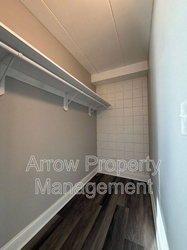 Apartment for rent at 877 N 26 #203, Lincoln, NE 68503