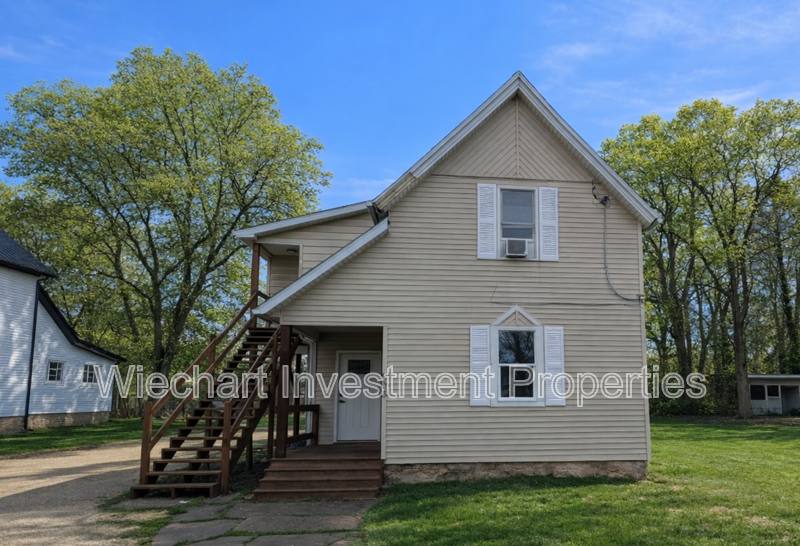 House for rent at 933 W Wayne St, Lima, OH 45805