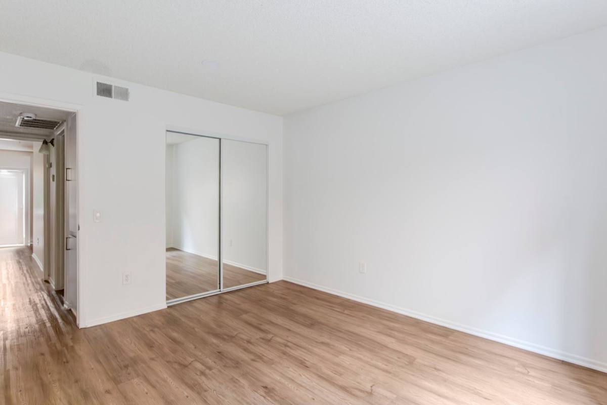 Apartment for rent at 17204 Chatsworth St, Granada Hills, CA 91344