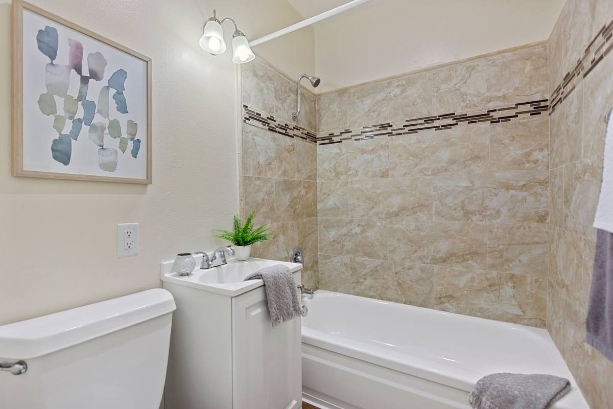 Apartment for rent at 7012 Main St, Westminster, CA 92683