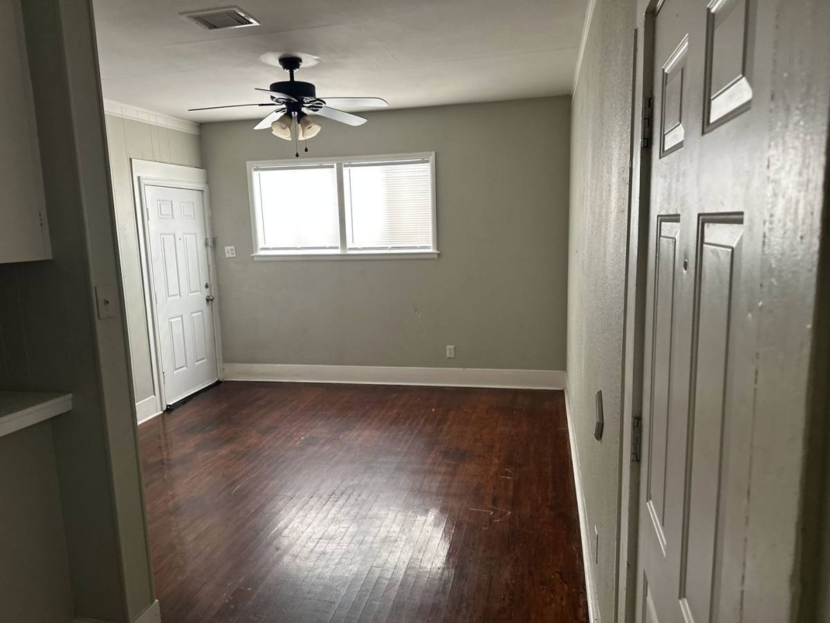 House for rent at 2216 Ave O 1 #2, Galveston, TX 77550