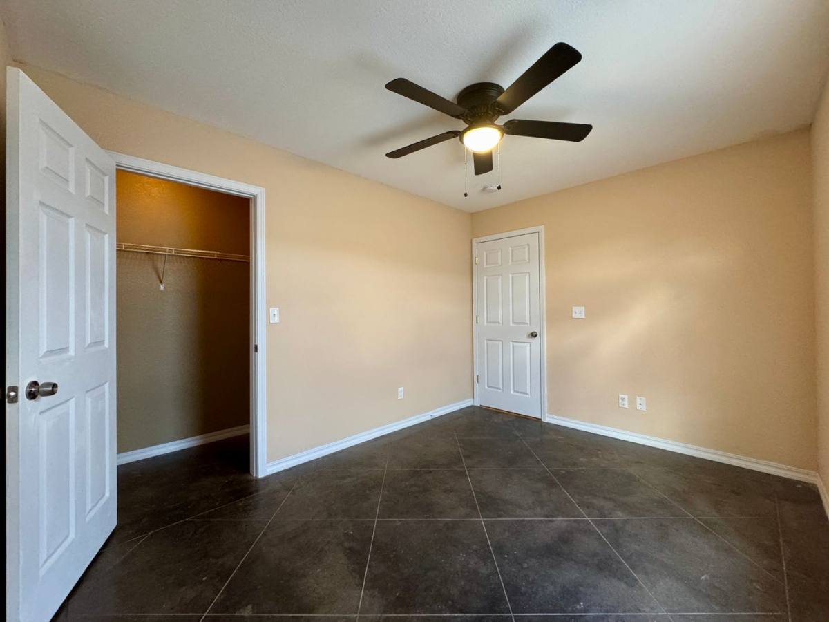 Townhouse for rent at 15 Sophie Jo Lane, Sulphur Rock, AR 72579
